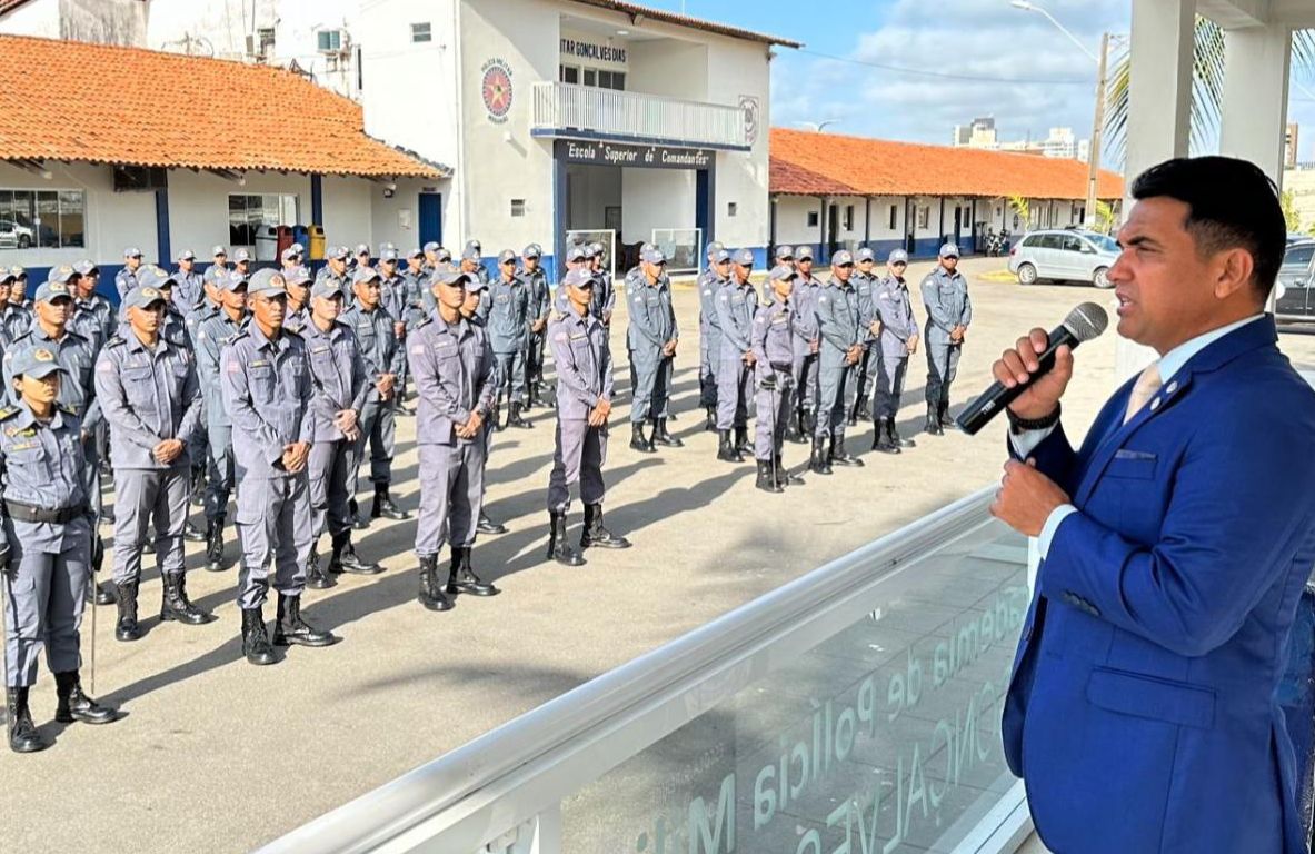 Durante sessão plenária na Assembleia Legislativa, o deputado estadual Wellington do Curso votou contra a Medida Provisória n° 460/2024, de autoria do Poder Executivo, que concede gratificação especial aos policiais […]