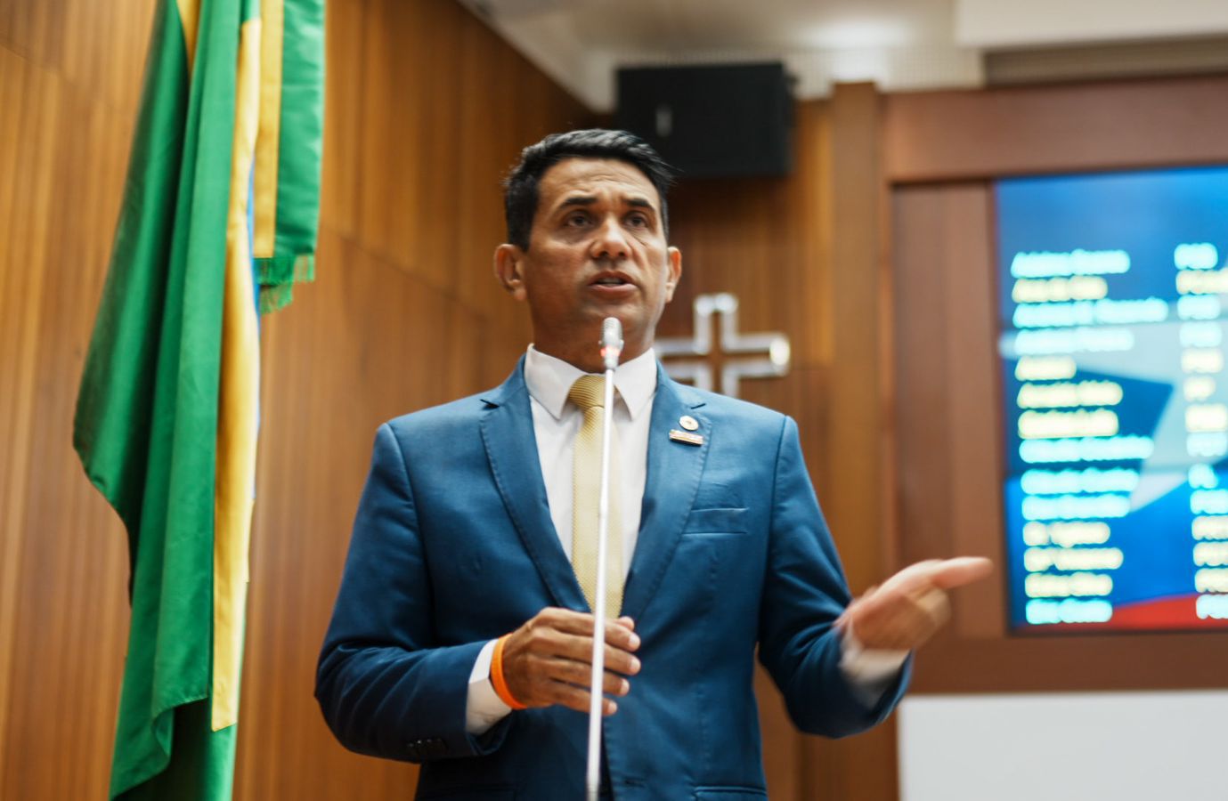 Deputado Wellington parabeniza professores e cobra do Governo e Prefeitura a realização de concurso