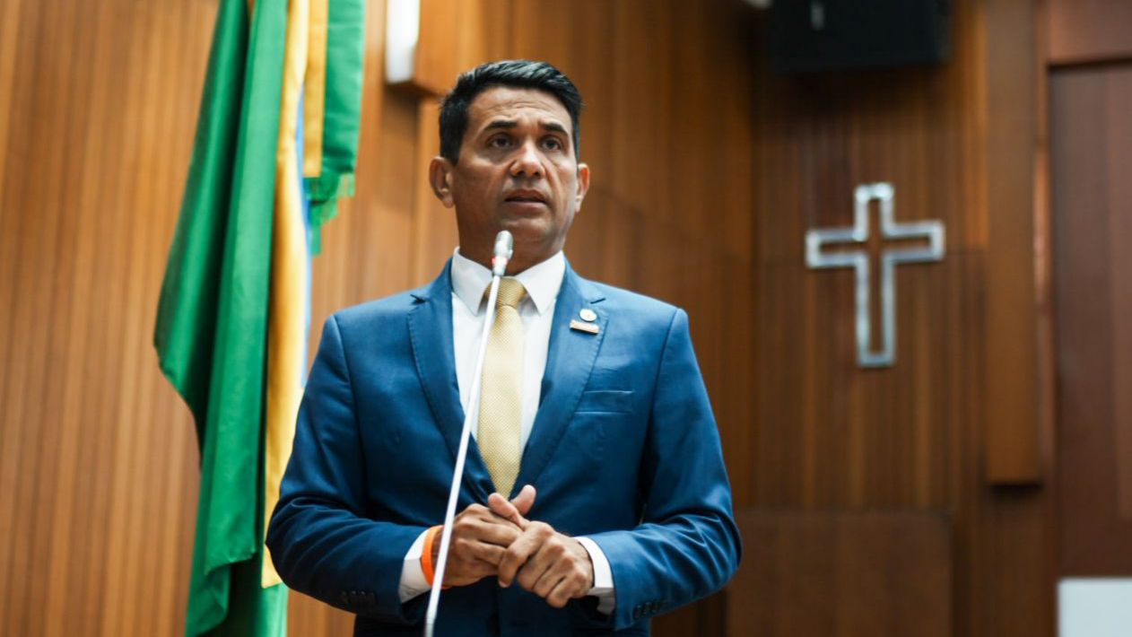 O deputado estadual Wellington do Curso solicitou formalmente à Procuradoria da República no Maranhão (MPF/MA) uma investigação sobre o evento intitulado “Gênero para Além das Fronteiras: Tendências Contemporâneas na América […]